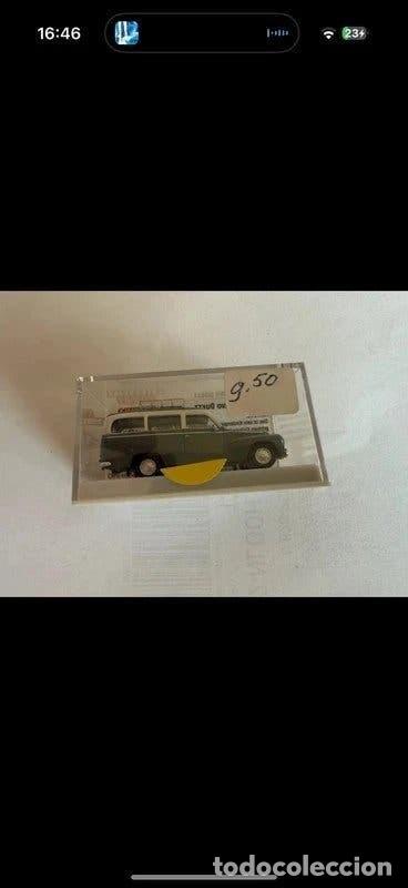 Coches a escala: Brekina 29317 Volvo Duett H0 1:87 ranchera con baca en caja