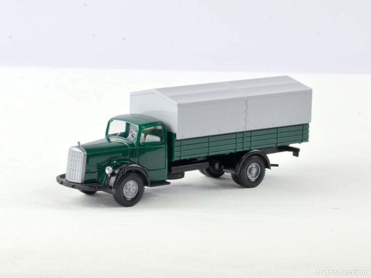 Coches a escala: Wiking Escala 1:87 H0 Cami&oacute;n Mercedes Benz L6600 Verde Impecable con Caja