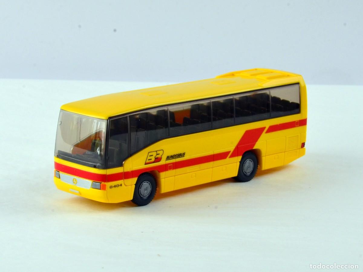 Coches a escala: Wiking Escala 1:87 H0 Autocar Mercedes Benz O404 RH Bundesbus Impecable con Caja