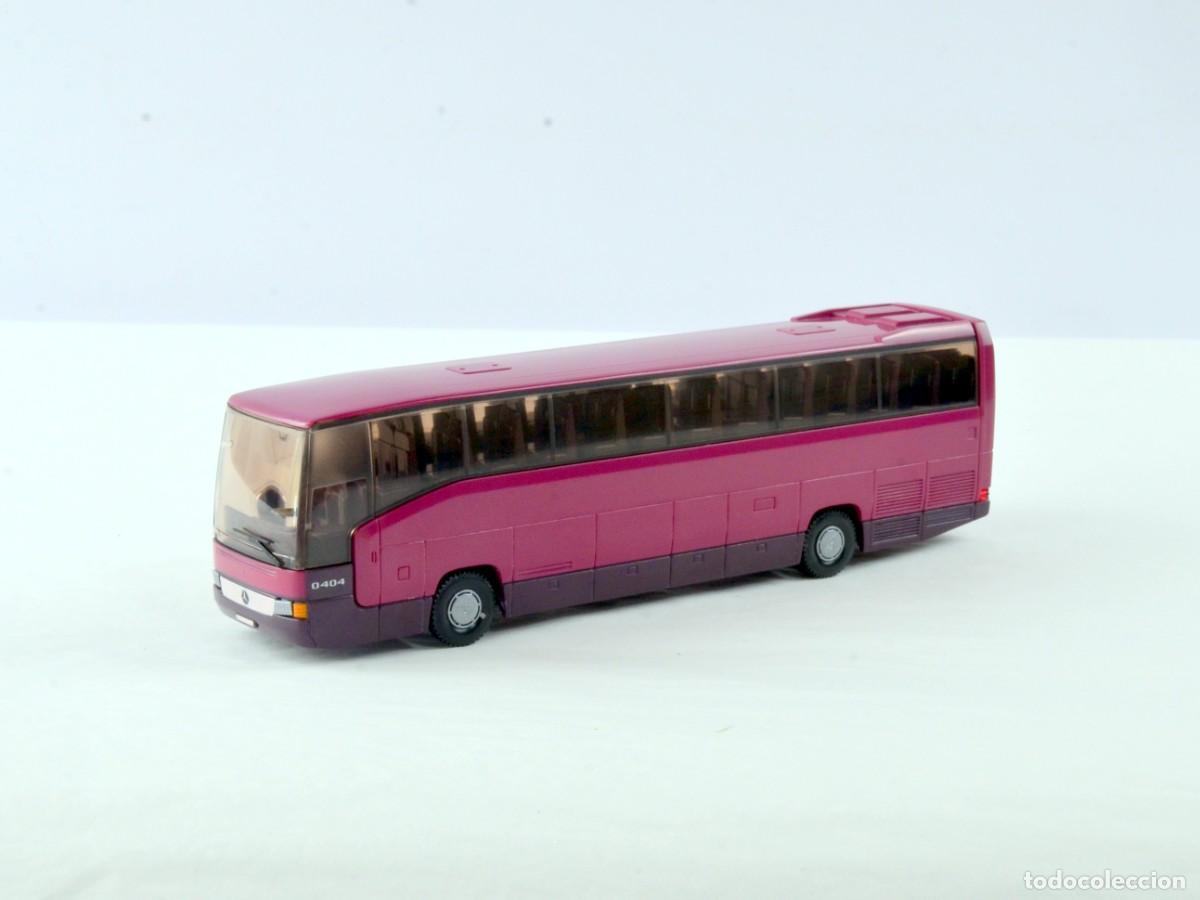 Coches a escala: Wiking Escala H0 1:87 Mercedes Benz O404 Autocar Violeta Impecable