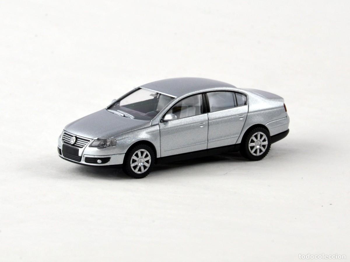 Coches a escala: Wiking Escala 1:87 H0 Volkswagen Passat B6 Impecable con Caja
