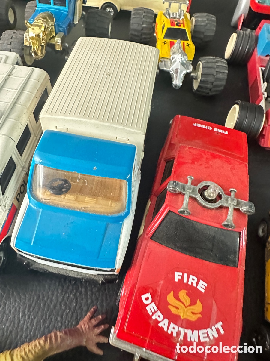 Coches a escala: Juguetes variados, coches&hellip; - Foto 3