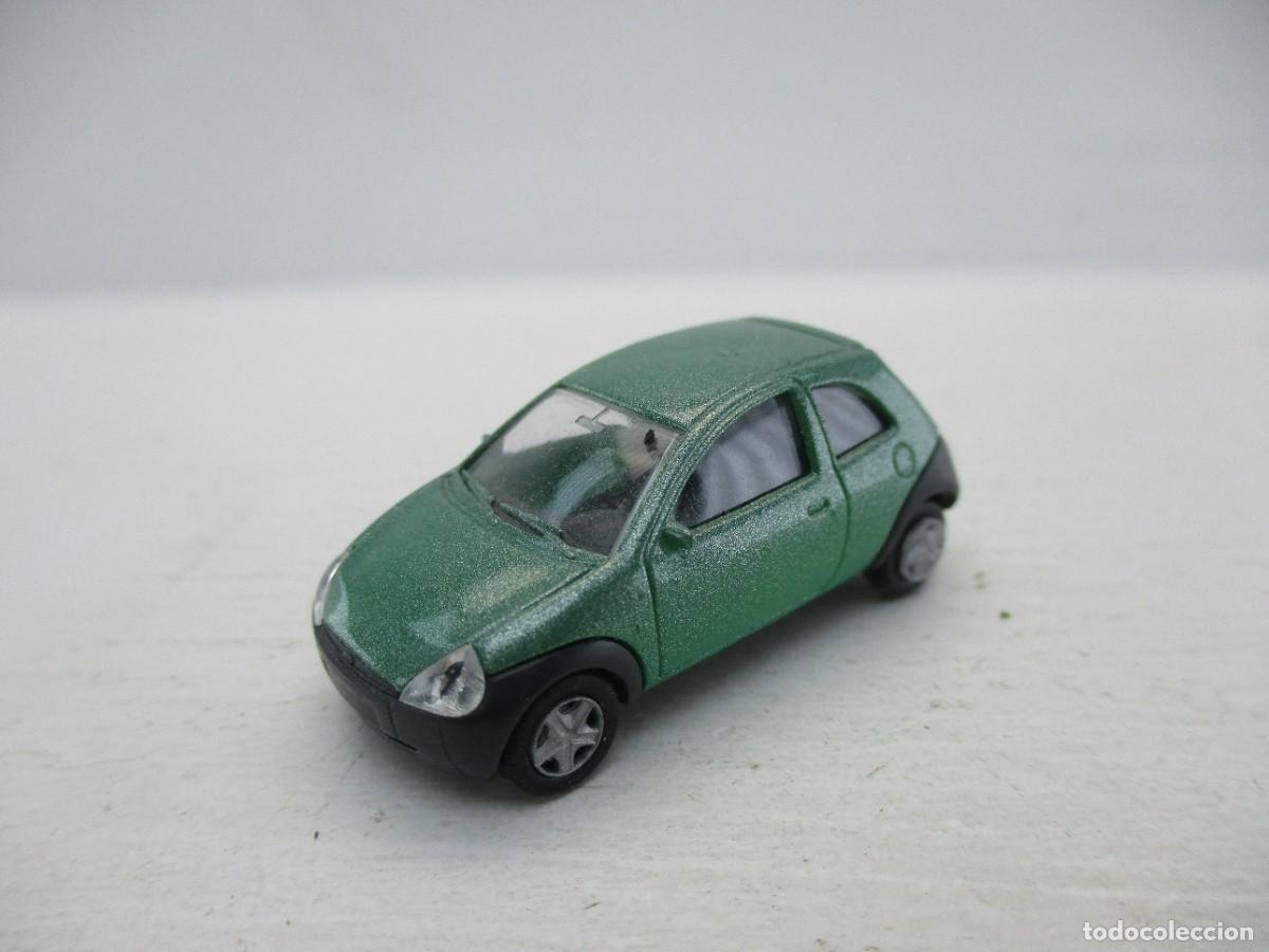 Coches a escala: COCHE ESCALA 1:87 REF C-3