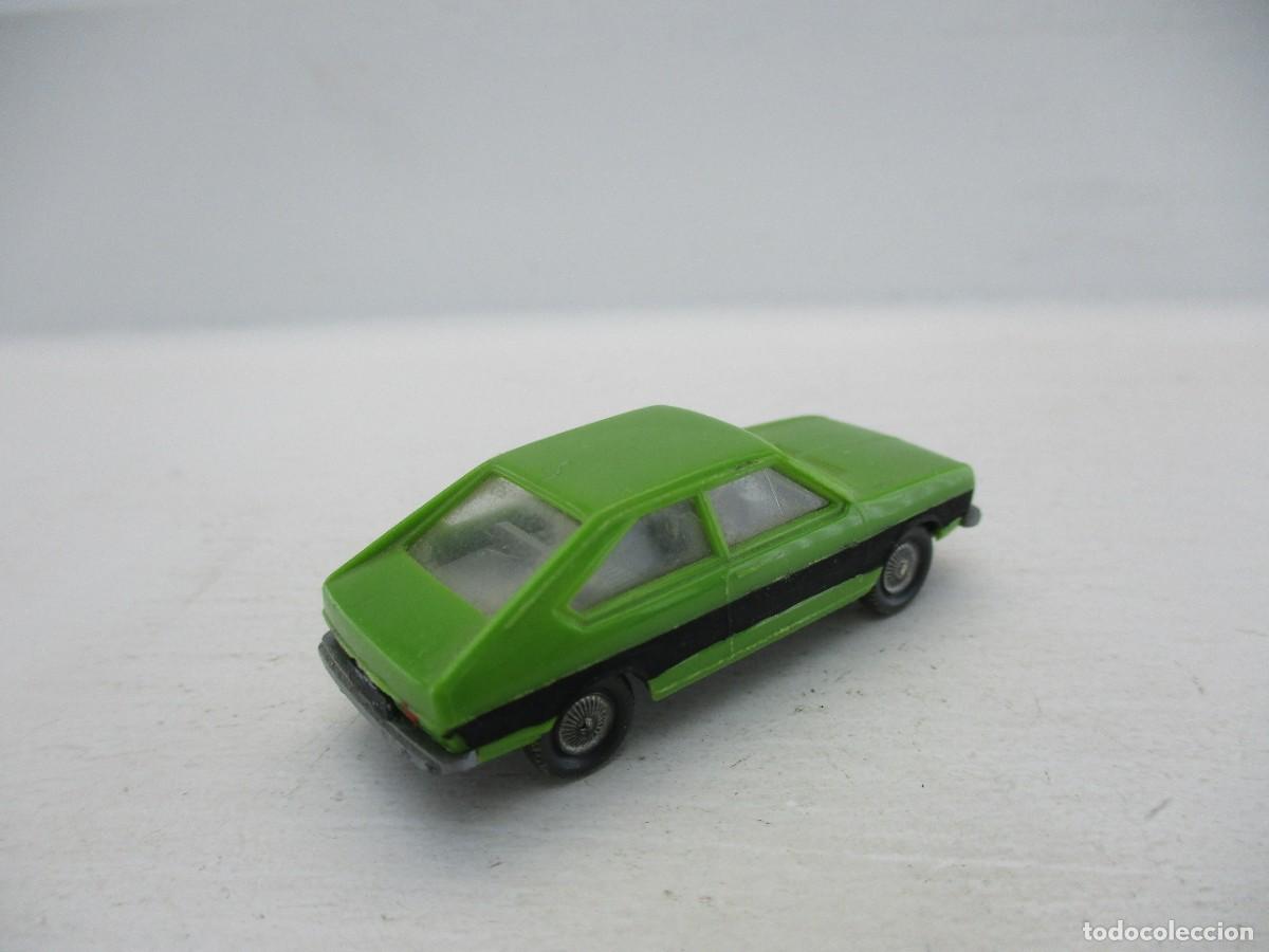 Coches a escala: COCHE ESCALA 1:87 REF C-3 - Foto 2