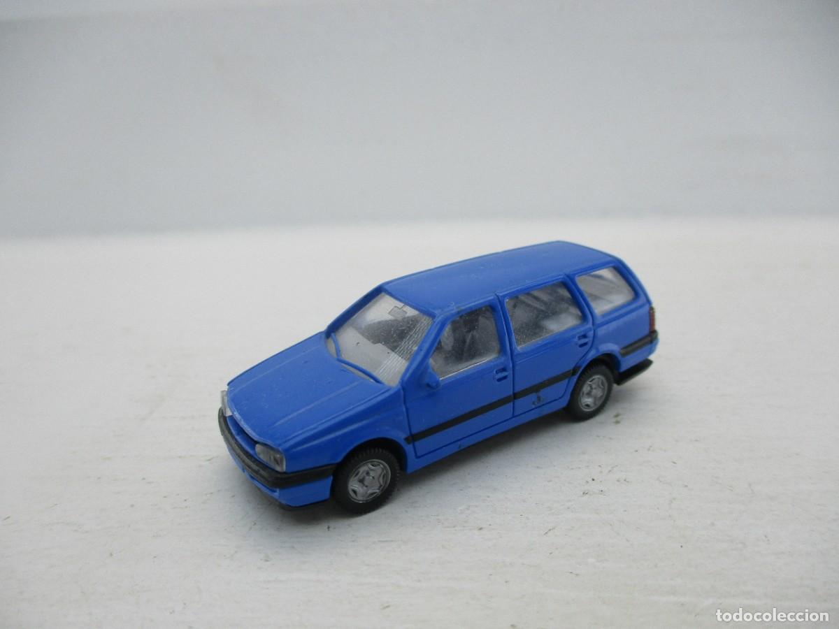 Coches a escala: COCHE ESCALA 1:87 REF C-3