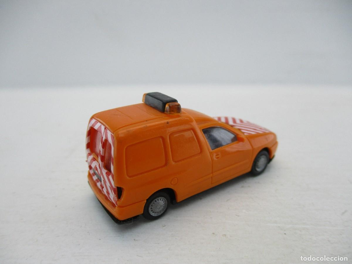Coches a escala: COCHE ESCALA 1:87 REF C-3 - Foto 2