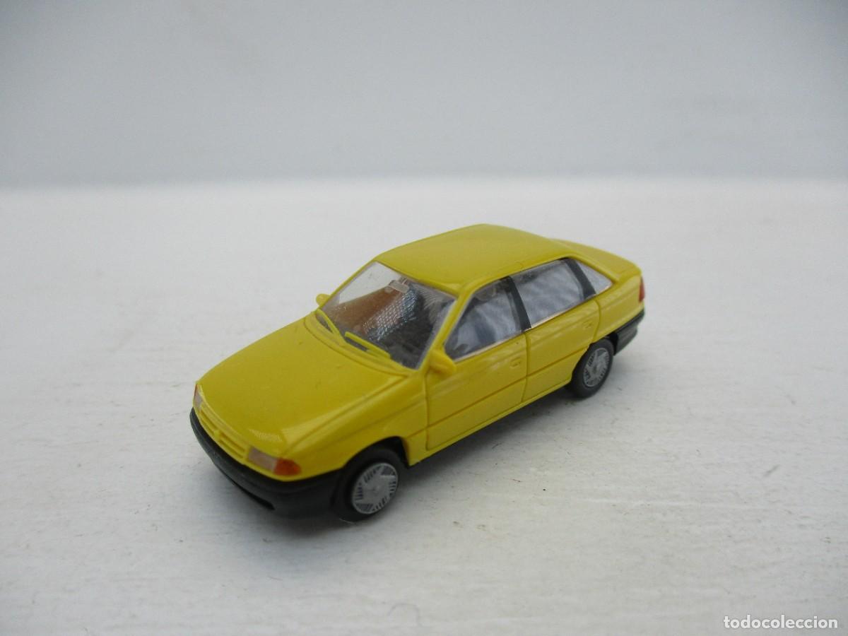 Coches a escala: COCHE ESCALA 1:87 REF C-3 - Foto 1
