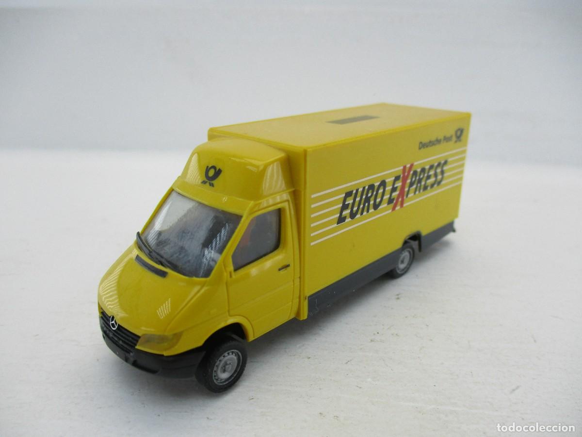Coches a escala: COCHE ESCALA 1:87 REF C-3 - Foto 1