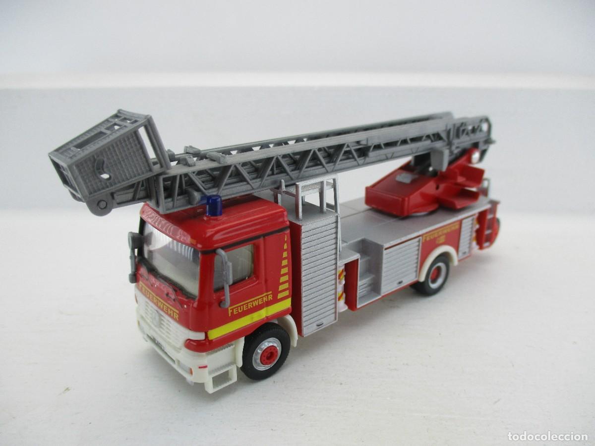 Coches a escala: CAMION ESCALA 1:87 REF I - Foto 1