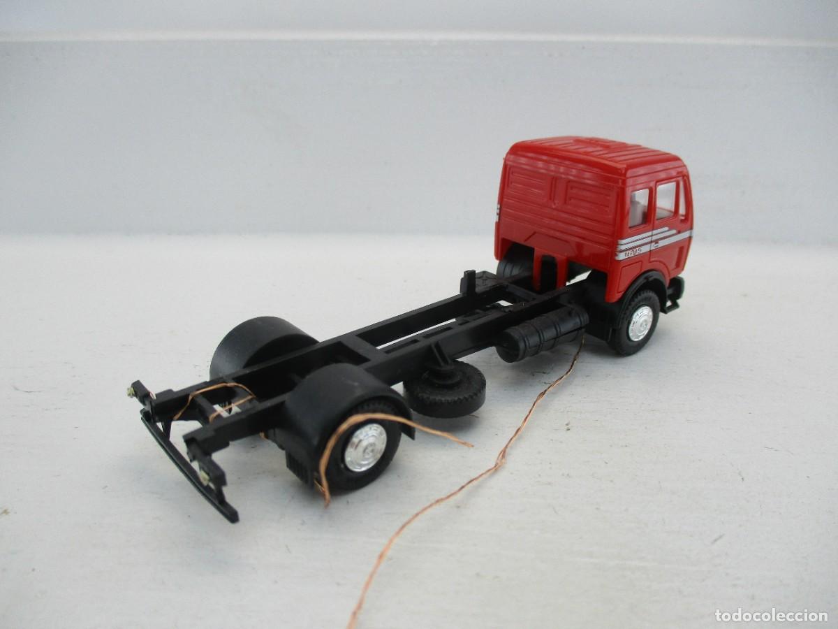 Coches a escala: CAMION ESCALA 1:87 REF J - Foto 2