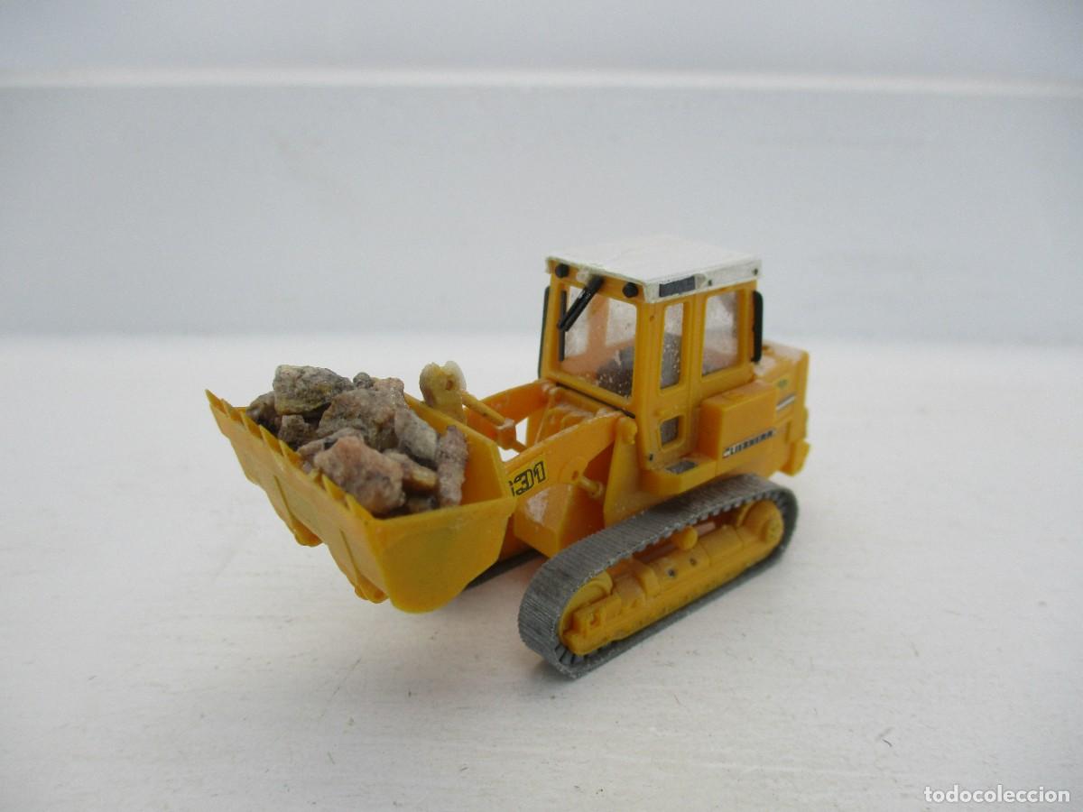 Coches a escala: CAMION ESCALA 1:87 REF J