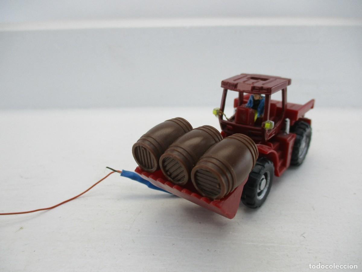 Coches a escala: CAMION ESCALA 1:87 REF J