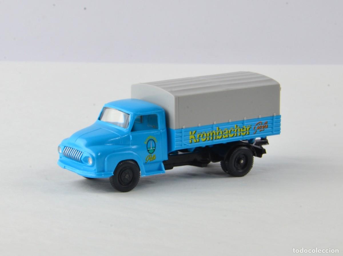 Coches a escala: Wiking Escala 1:87 H0 Ford FK2500 Krombacher Inter Modell Bau 2011 Impecable con Caja