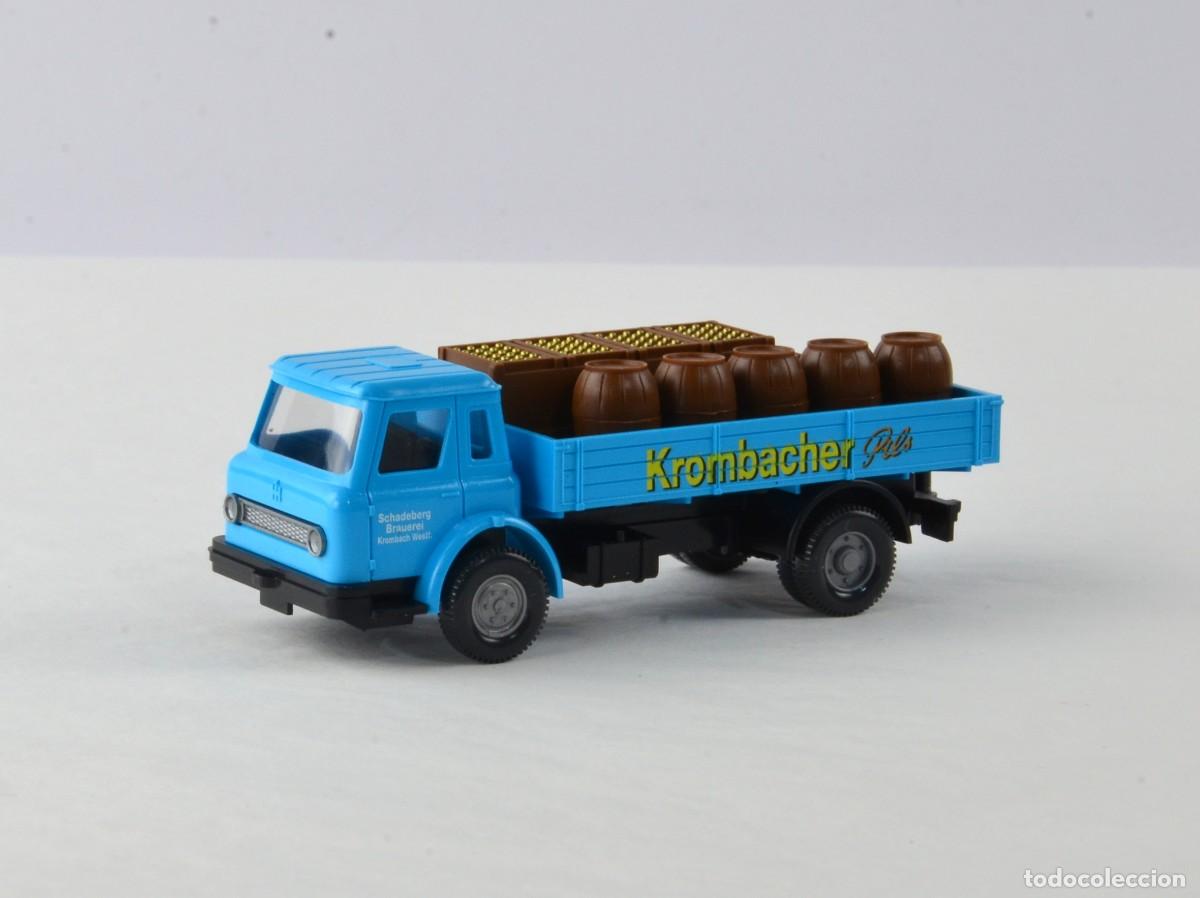 Coches a escala: Wiking Escala 1:87 H0 International Harvester Loadstar Krombacher IMB 2010 Impecable con Caja