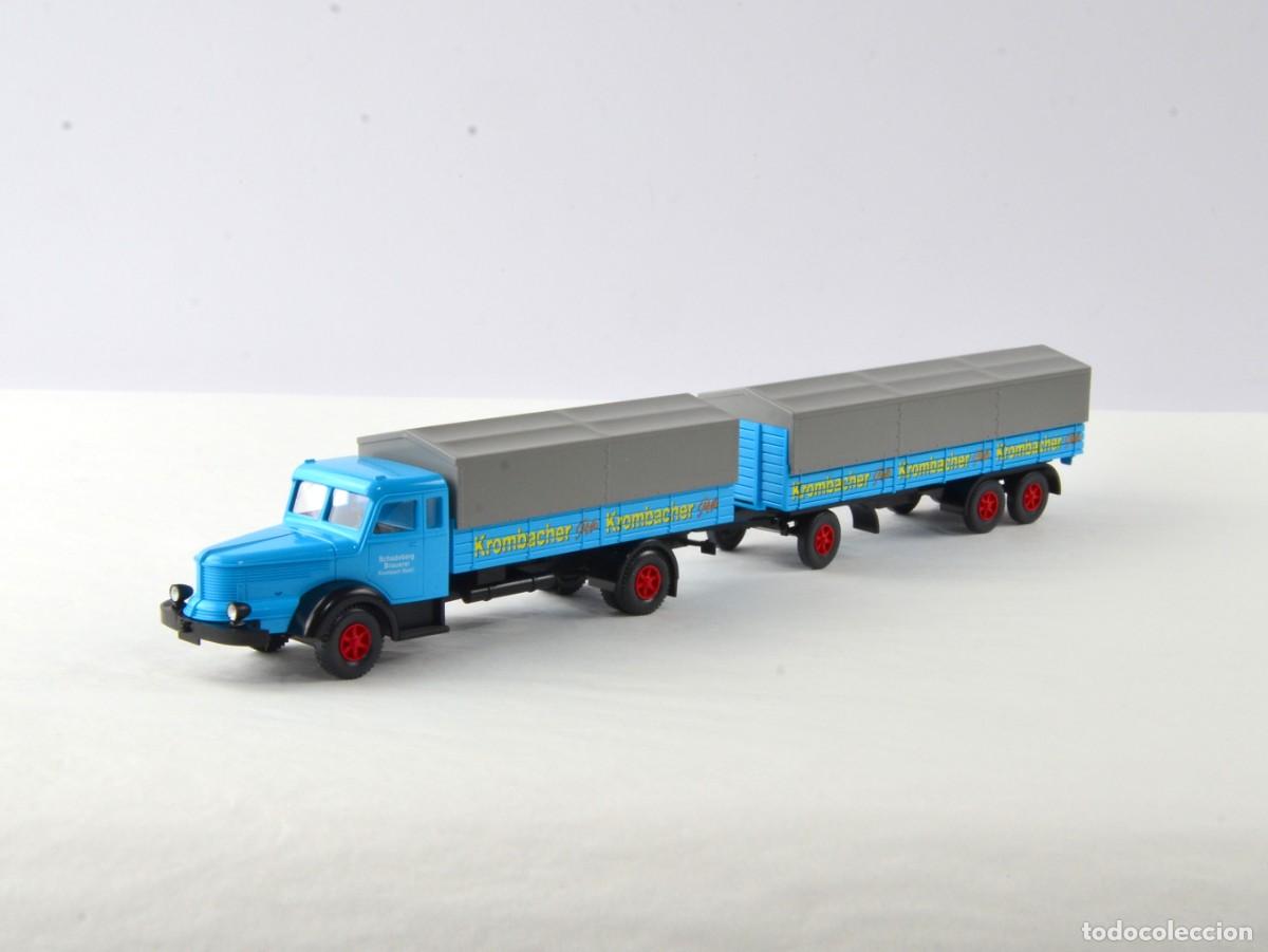 Coches a escala: Wiking Escala 1:87 H0 Krupp Titan con Remolque Krombacher Impecable con Caja