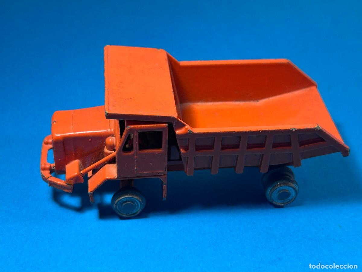 Coches a escala: CAMION DUMPER DE JOAL 1/64