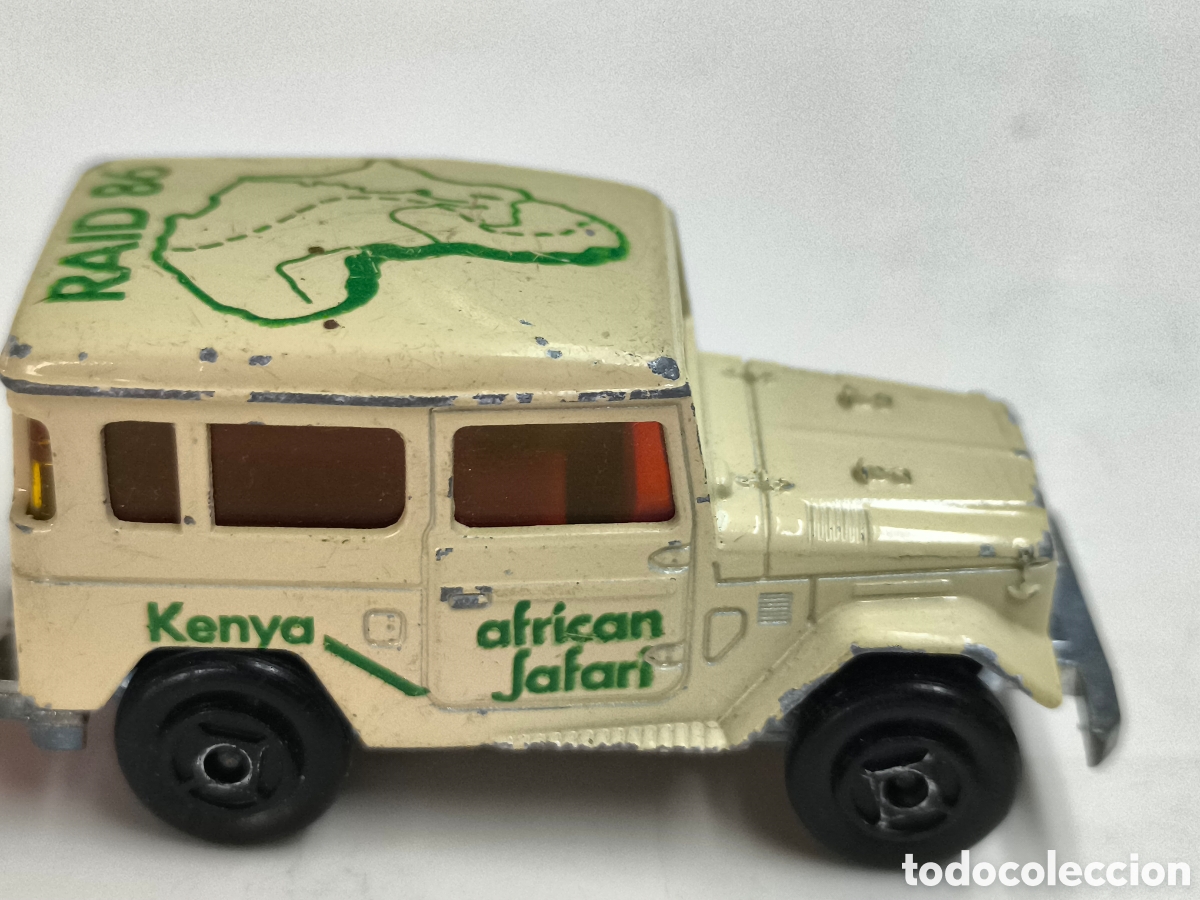 Coches a escala: Toyota safari africano kenya majorette n277