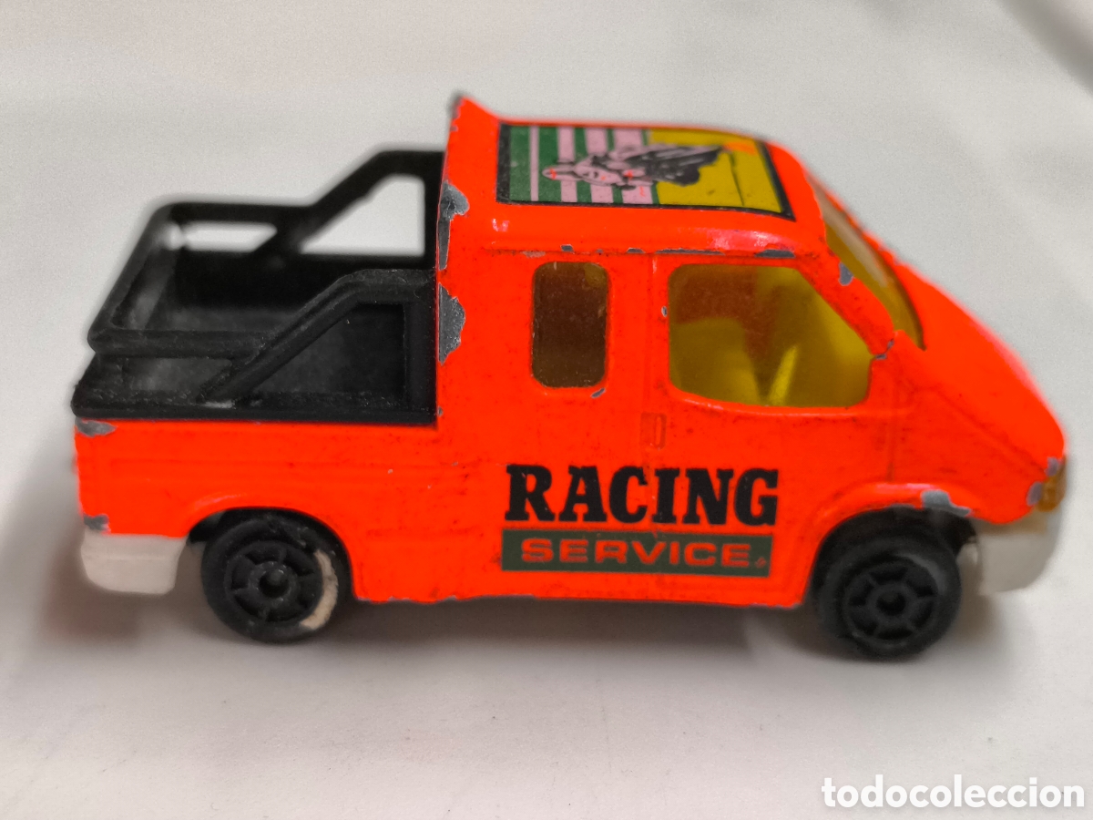 Coches a escala: majorette ford transit racing service n 243