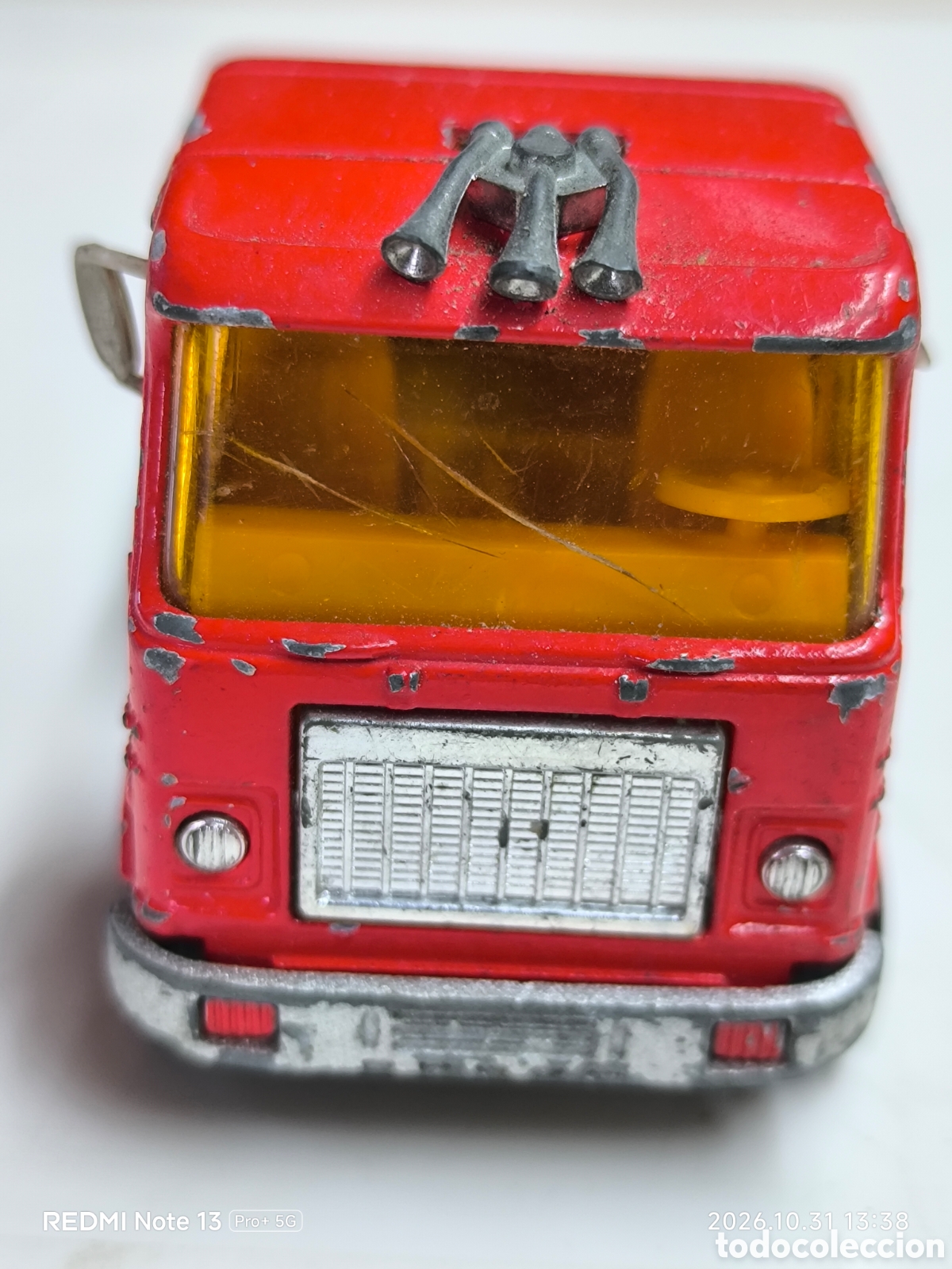 Coches a escala: Cami&oacute;n majorette falta retrovisor