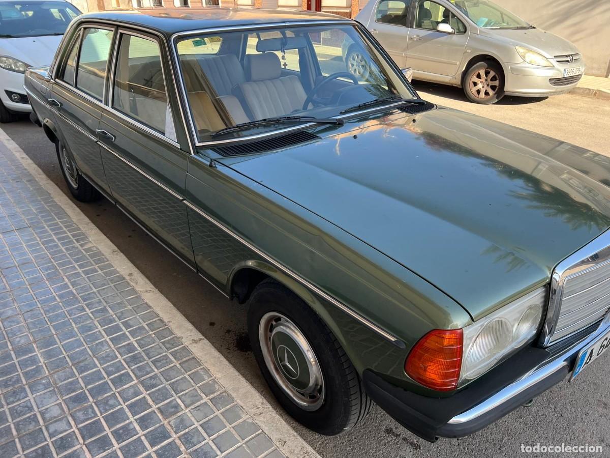 Autos: Mercedes 300D di&eacute;sel de 1982 Nacional. Revisi&oacute;n pasada hasta diciembre.