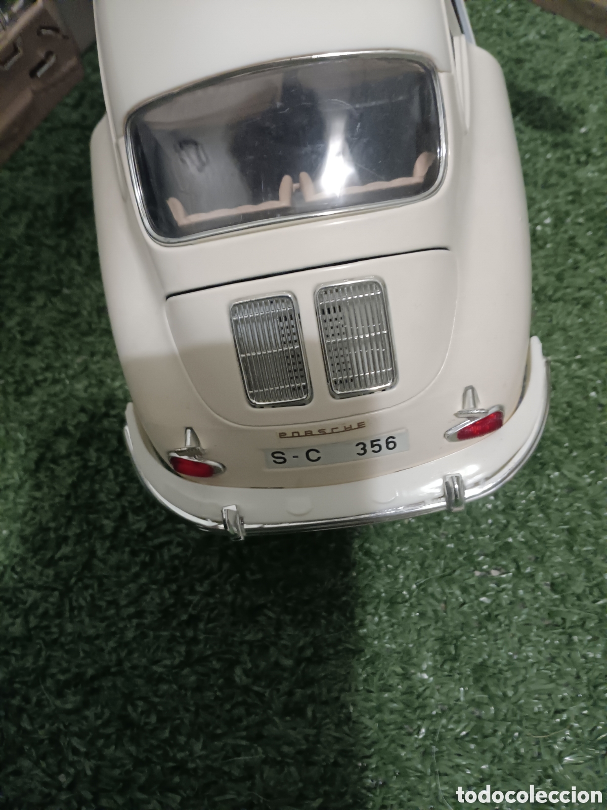 Coches: Porsche 356 B Coup&eacute; 1961 1:18 Burago - Foto 3