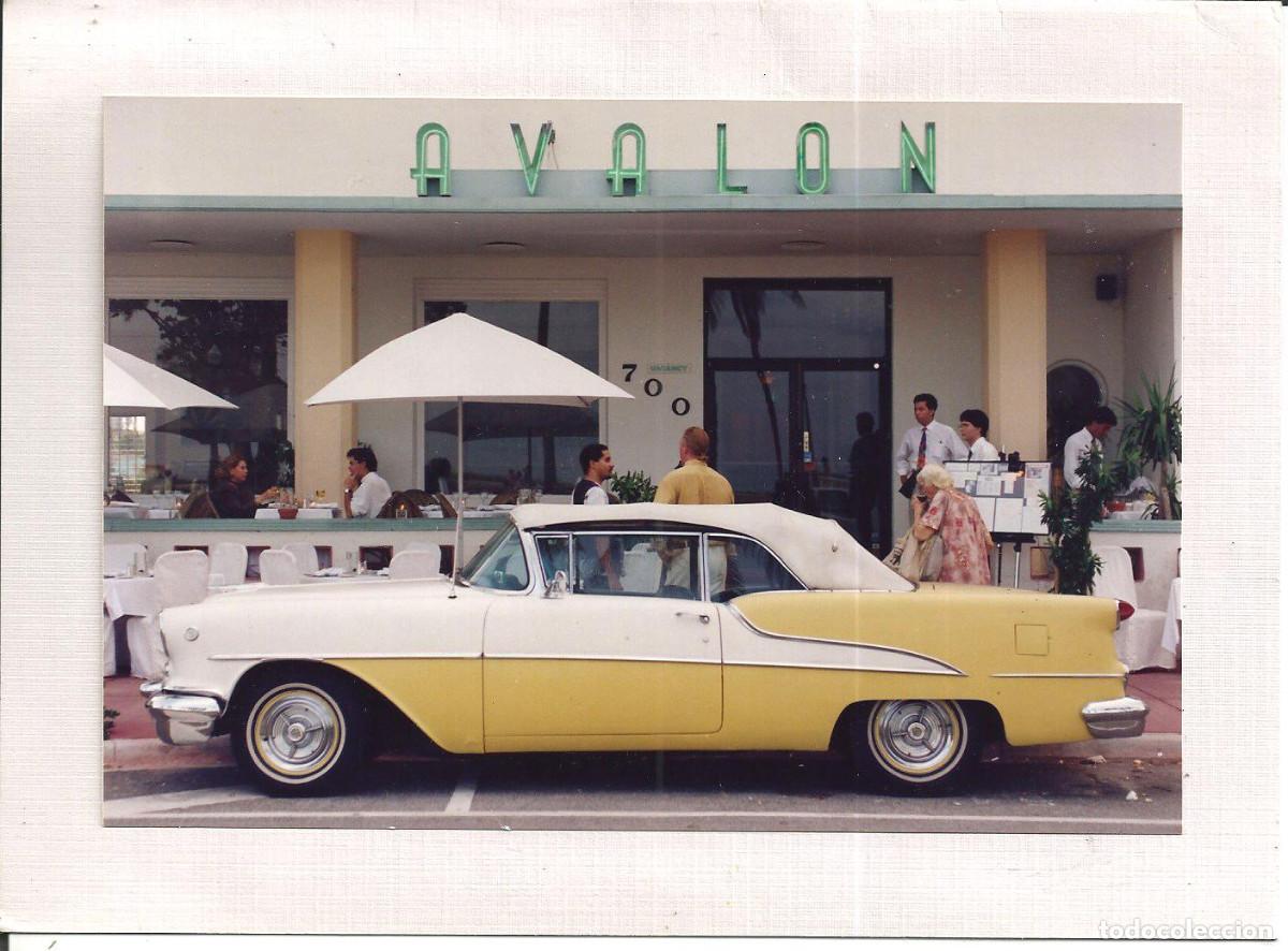 Coches: POSTAL FELICITACION *COCHE ANTIGUO* - FOTO SUSAN RUSSELL