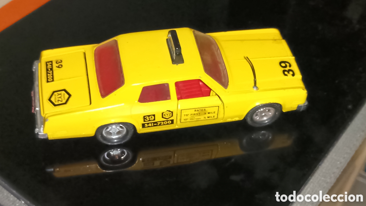 Coches: Plymouth Gran Fury Taxi de la serie Matchbox Super Kings (K-79), fabricado alrededor de 1979.