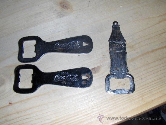 Abrebotellas y sacacorchos de colecci&oacute;n: 3 ABRIDORES DE COCA COLA. - Foto 2