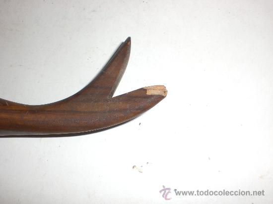 Abrebotellas y sacacorchos de colecci&oacute;n: ABREBOTELLAS DE MADERA - PEZ - Foto 3