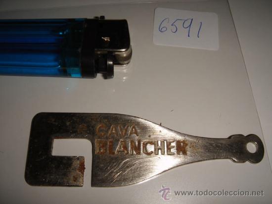 Abrebotellas y sacacorchos de colecci&oacute;n: Abrebotellas CAVA BLANCHER. - Foto 1