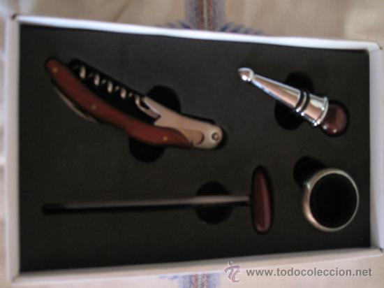 Abrebotellas y sacacorchos de colecci&oacute;n: ESTUCHE ACCESORIOS PARA BOTELLAS VINO