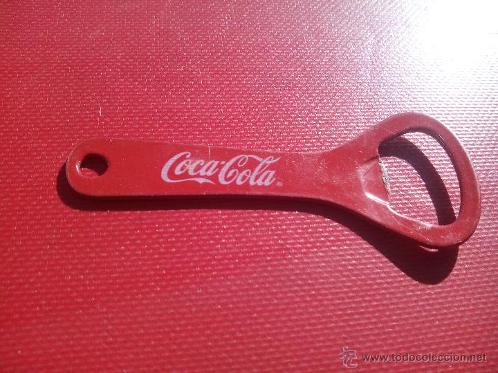 Bottle opener and Corkscrew: Abridor de botellines Cocacola