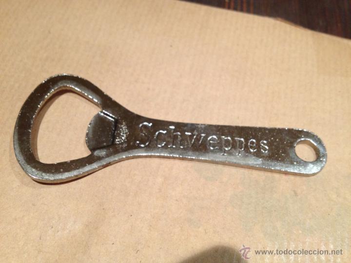 Abrebotellas y sacacorchos de colecci&oacute;n: ABRIDOR DE SCHWEPPES - Foto 1