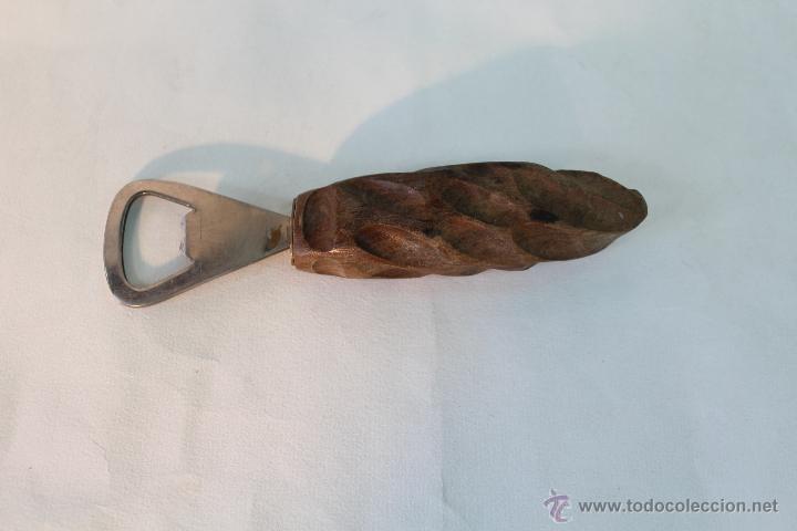 Abrebotellas y sacacorchos de colecci&oacute;n: abrebotellas con mango de madera - Foto 1