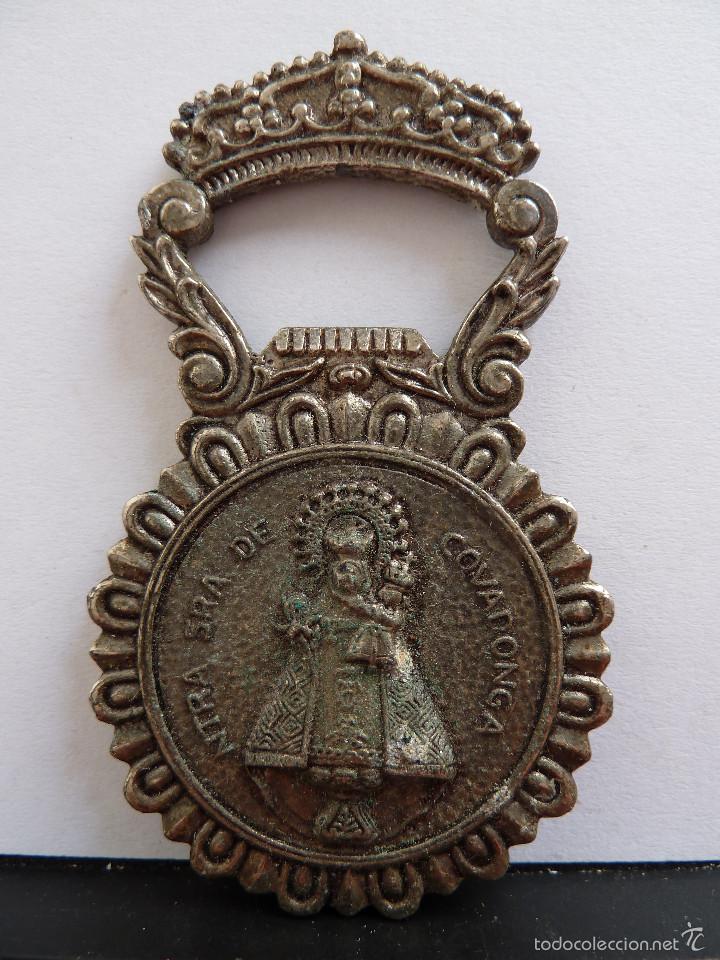 Abrebotellas y sacacorchos de colecci&oacute;n: ABREBOTELLAS NUESTRA SE&Ntilde;ORA DE COVADONGA - Foto 2