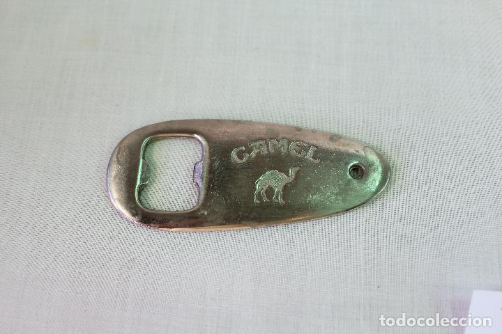 Abrebotellas y sacacorchos de colecci&oacute;n: abrebotellas camel - coleccion - Foto 1