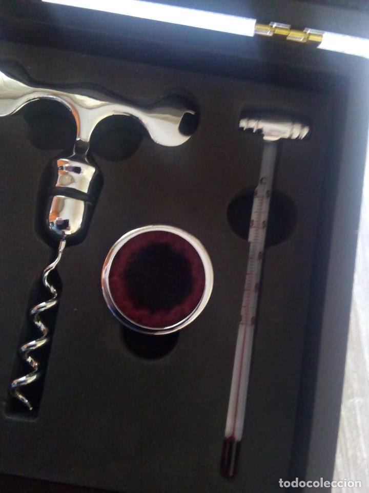 Abrebotellas y sacacorchos de colecci&oacute;n: Kit de vino en estuche de madera - Foto 3