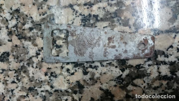 Abrebotellas y sacacorchos de colecci&oacute;n: ABREBOTELLAS BEBA COCA COLA - Foto 1