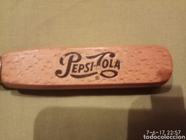 Abrebotellas y sacacorchos de colecci&oacute;n: Abrebotellas Pepsi cola - Foto 1