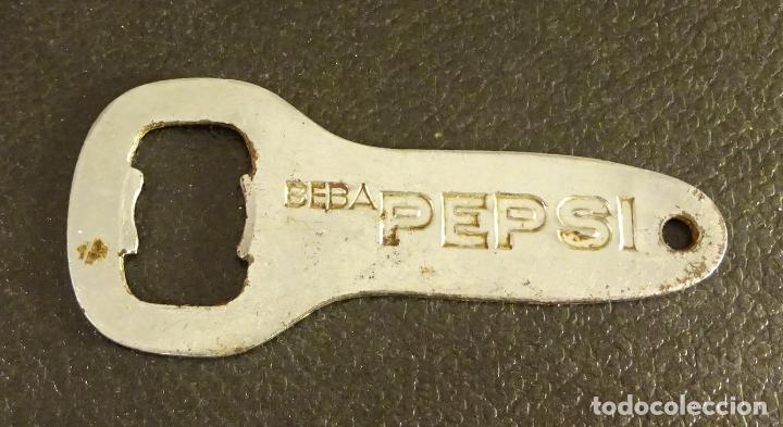 Abrebotellas y sacacorchos de colecci&oacute;n: ABREBOTELLAS BEBA PEPSI - Foto 1