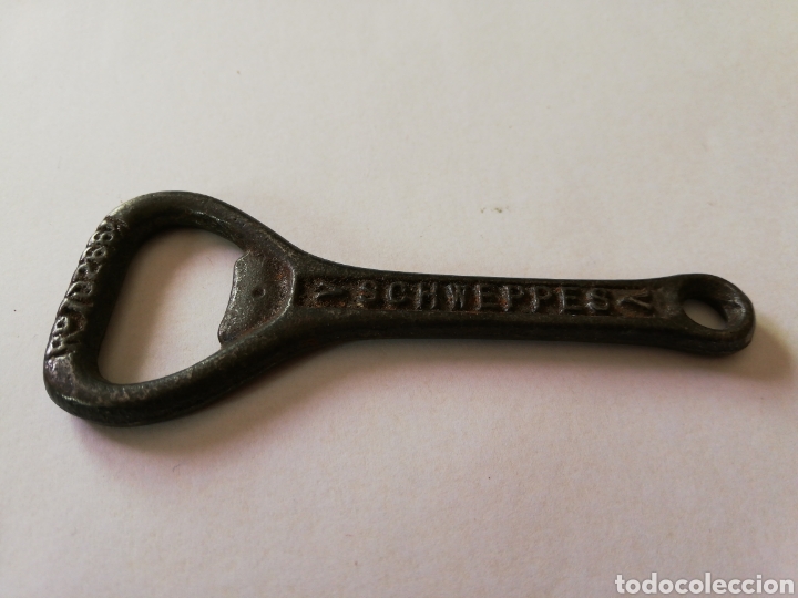Abrebotellas y sacacorchos de colecci&oacute;n: Antiguo abridor schweppes - Foto 2