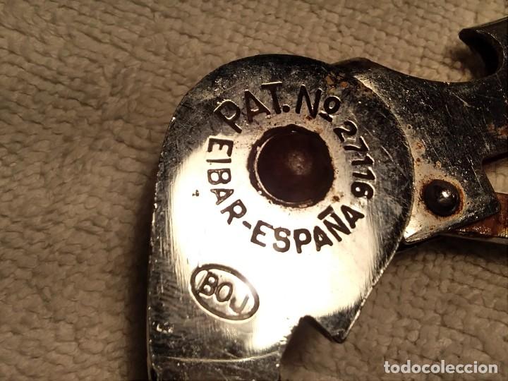 Abrebotellas y sacacorchos de colecci&oacute;n: Abridor de vinos y latas ( EL CASCO-EIBAR) - Foto 3