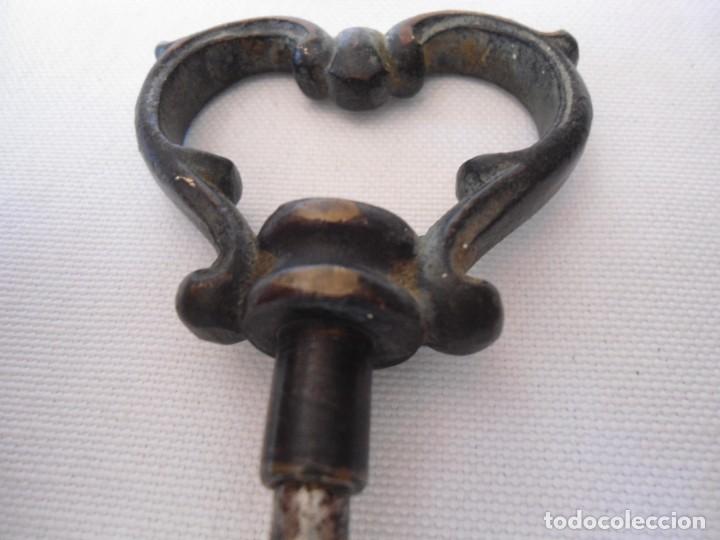 Abrebotellas y sacacorchos de colecci&oacute;n: ANTIGUO SACACORCHOS MANGO DE BRONCE - Foto 2