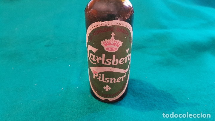 Abrebotellas y sacacorchos de colecci&oacute;n: BOTELLA CARLSBERG CON ABRIDOR - Foto 3