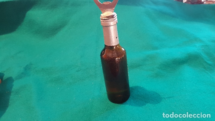 Abrebotellas y sacacorchos de colecci&oacute;n: BOTELLA CARLSBERG CON ABRIDOR - Foto 6