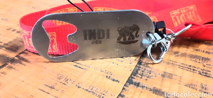 Ouvre-bouteilles et tire-bouchons &agrave; collectionner : INDI - LLAVERO ABRIDOR CON LANYARD - PUBLICIDAD TONICA SEVILLA
