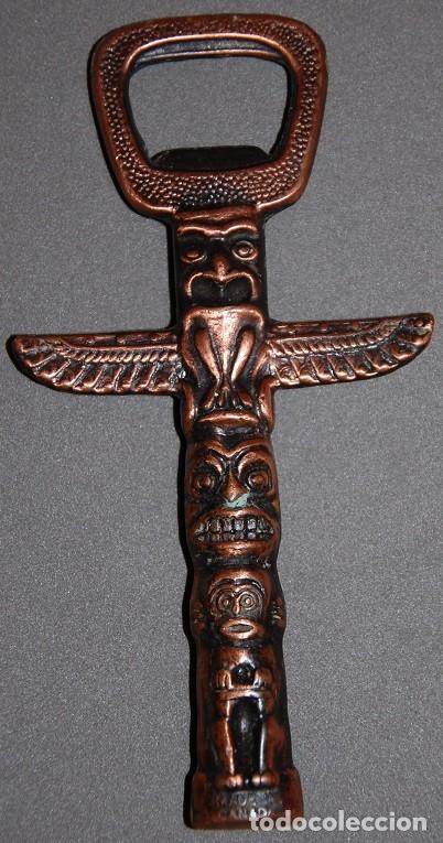 Abrebotellas y sacacorchos de colecci&oacute;n: ABRIDOR DE COBRE TOTEM CANADIENSE - Foto 1