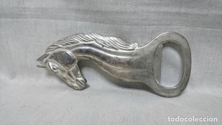 Abrebotellas y sacacorchos de colecci&oacute;n: ABREBOTELLAS FORMA DE CABEZA DE CABALLO - Foto 1