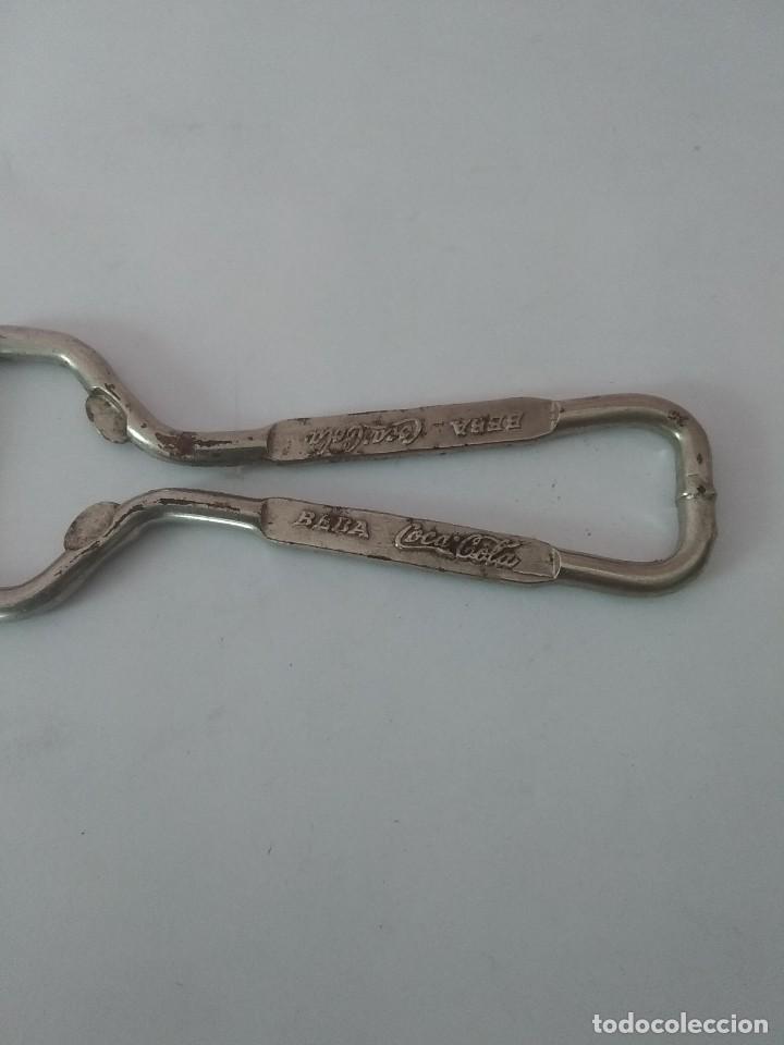 Abrebotellas y sacacorchos de colecci&oacute;n: Abridor de coca cola - Foto 1