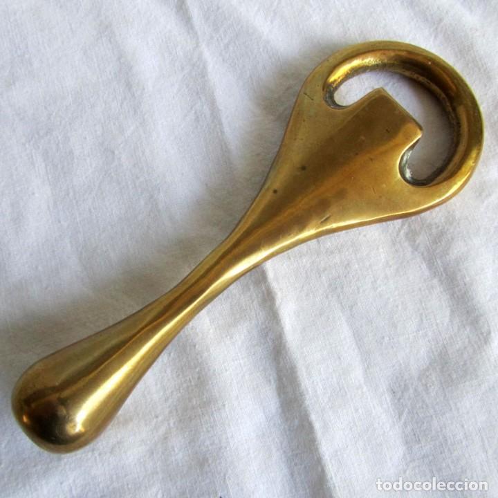 Abrebotellas y sacacorchos de colecci&oacute;n: Abrebotellas de bronce macizo - Foto 1